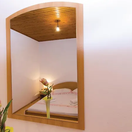 בית נופש One-bedroom In Kneze